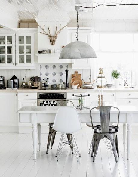 Un mix de sillas Un mix de sillas