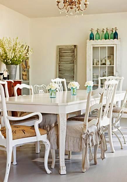 Un mix de sillas Un mix de sillas