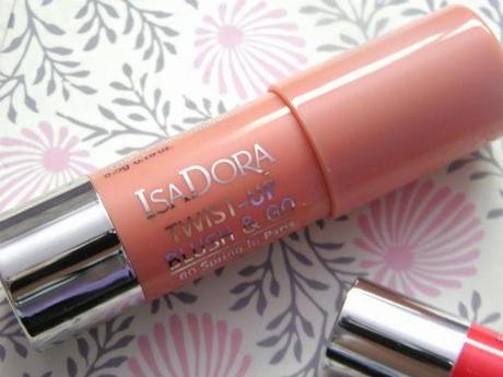 Descubriendo Isadora Descubriendo Isadora