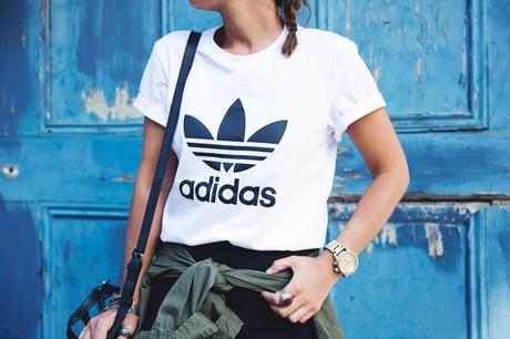 NOLA Nueva_Orleans-Adidas_Top-Parka-French_Braid-Outfit-Converse-Sporty-Chic-Street_Style-36