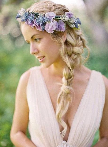 Recogidos y peinados de novia con flores naturales Recogidos y peinados de novia con flores naturales