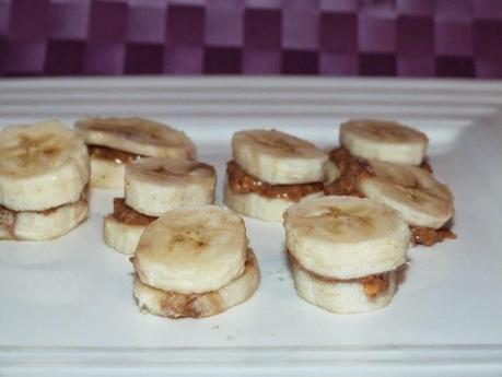 ¡Nueva receta sana! Snack para deportistas: Bocaditos de Peanut Butter y plátano