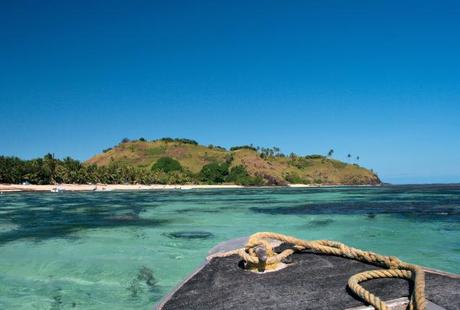 Un bote de cara a las Islas Fiji