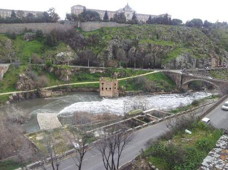 Las Turbinas de Vargas en el rio Tajo Las Turbinas de Vargas en el rio Tajo