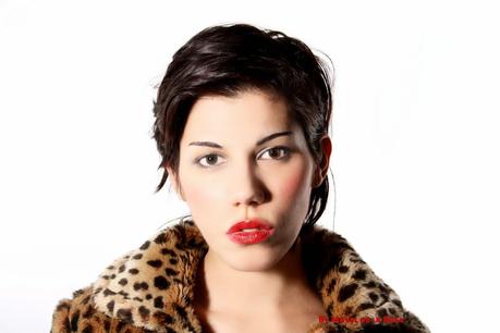 chaqueta animal print sesión de fotos Mavel de la Rosa chaqueta animal print sesión de fotos Mavel de la Rosa