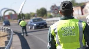 #la guardia civil cobra por poner multas