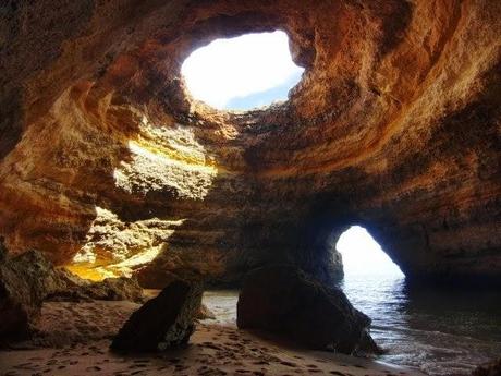 Algar de Benagil: La increible Cueva del Algarve y su fusión.