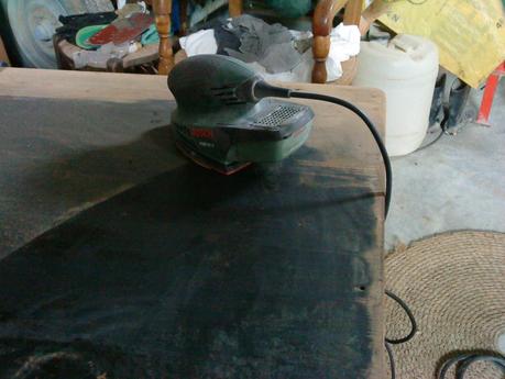 Tuneando un escritorio de 80 años... Tuneando un escritorio de 80 años...