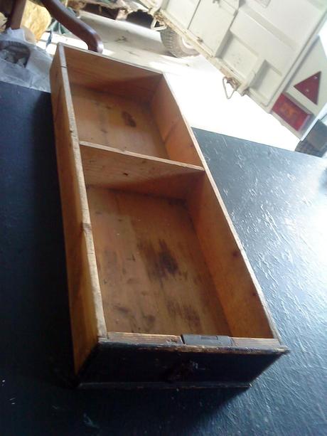 Tuneando un escritorio de 80 años... Tuneando un escritorio de 80 años...