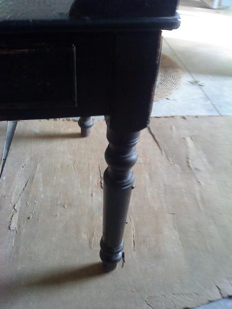 Tuneando un escritorio de 80 años... Tuneando un escritorio de 80 años...