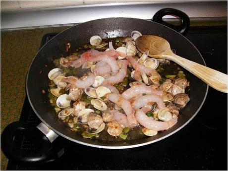 PAELLA SENCILLA PAELLA SENCILLA