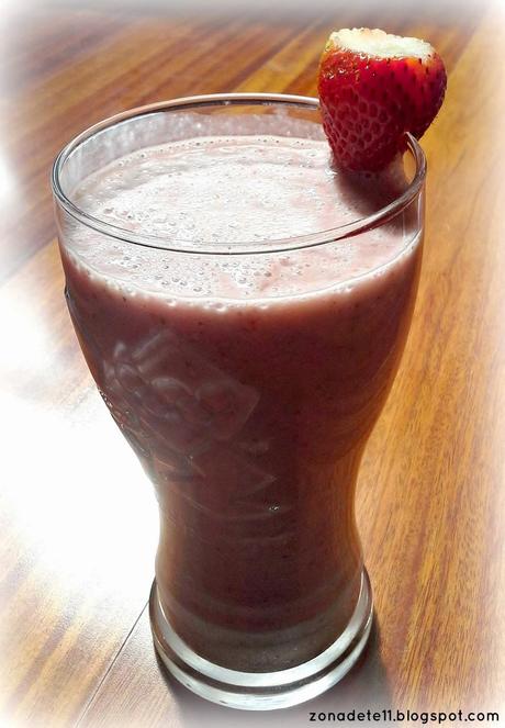 Smoothie saludable de Fresas Smoothie saludable de Fresas