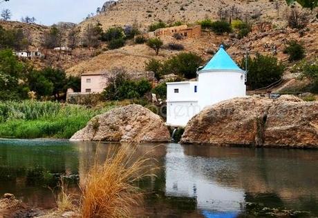 El río Turia, entre dos pueblos abandonados y valientes gancheros