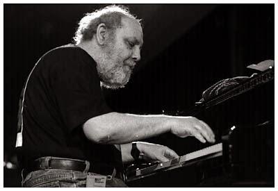 Misha Mengelberg.Pianista y compositor nacido en 1932 en ...