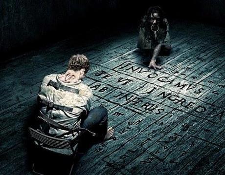 Terror, crímenes y niñas posesas en camisón en el teaser de 'Líbranos del Mal' Terror, crímenes y niñas posesas en camisón en el teaser de 'Líbranos del Mal'