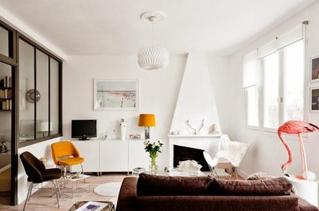 DISEÑO ESTILOSO Y DIVERTIDO EN BURDEOS DISEÑO ESTILOSO Y DIVERTIDO EN BURDEOS