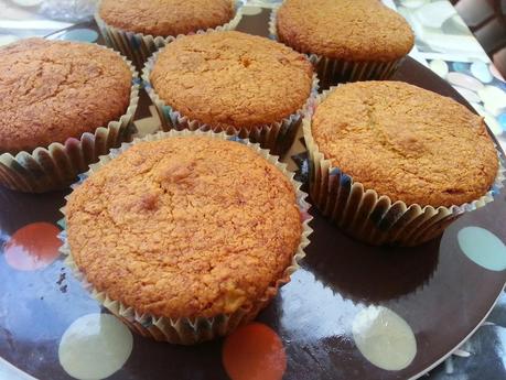 Magdalenas veganas de papaya y coco Magdalenas veganas de papaya y coco