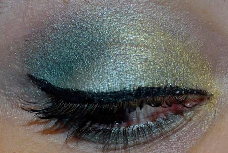 Look Golden Green ~ Con Vídeo. Look Golden Green ~ Con Vídeo.