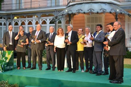 ESTE ES VUESTRO PREMIO ESTE ES VUESTRO PREMIO