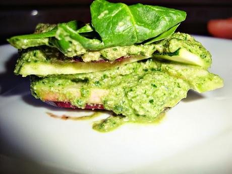 Lasagna crudivegana al pesto (raw vegan pesto lasagna)