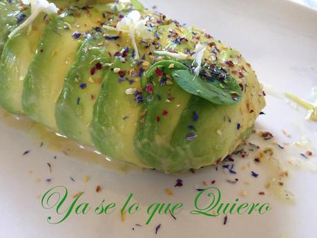 Tropical Roll de Aguacate y Quisquilla. #Gastroalmuñecar2014 y #festivalronmontero. Tropical Roll de Aguacate y Quisquilla. #Gastroalmuñecar2014 y #festivalronmontero.