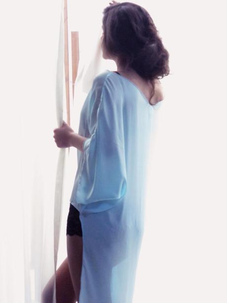 Frenesí by Natalia de Lara Frenesí by Natalia de Lara