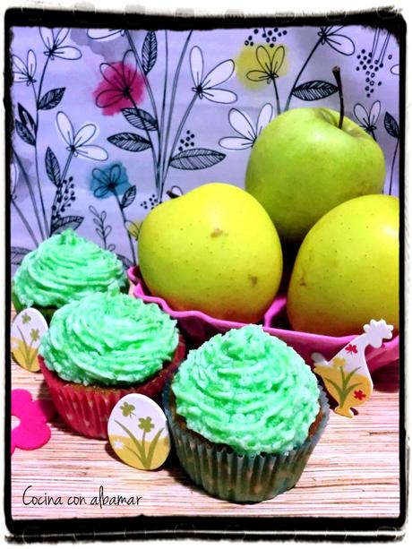 CUPCAKES DE MANZANA.