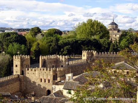 No parece existir atmósfera No parece existir atmósfera