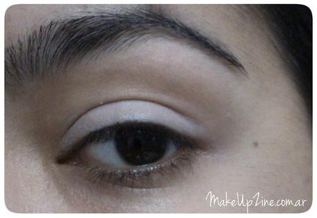 Paso a paso: delineado Pin Up Paso a paso: delineado Pin Up