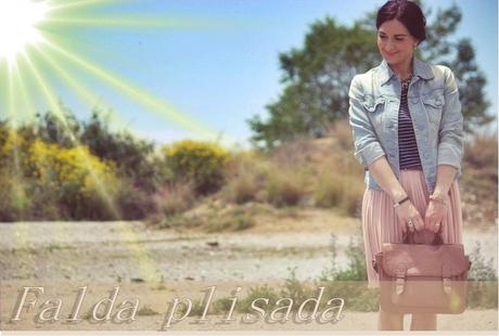 Falda plisada Falda plisada