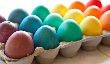 Cómo hacer huevos con confeti Cómo hacer huevos con confeti