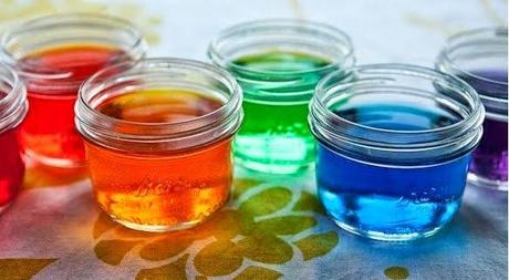 Cómo hacer huevos con confeti Cómo hacer huevos con confeti