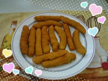 TÁRTAR DE GAMBAS CON EMULSION DE MANGO Y FIGERS DE POLLO MAHESO TÁRTAR DE GAMBAS CON EMULSION DE MANGO Y FIGERS DE POLLO MAHESO