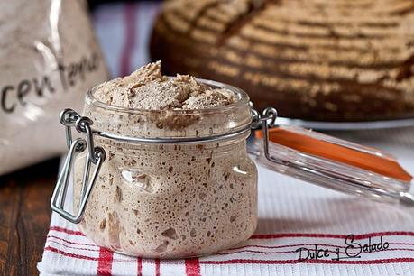 MASA MADRE INTEGRAL DE CENTENO MASA MADRE INTEGRAL DE CENTENO