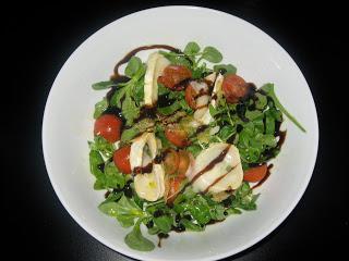 ENSALADA DE QUESO DE CABRA ENSALADA DE QUESO DE CABRA