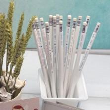 Etiquetando, a vueltas con los regalos personalizados, esta vez FUN CHOICES. Lápices personalizados Comunión white Fun choices, etiquetas infantiles, regalos personalizados, blog soloyo