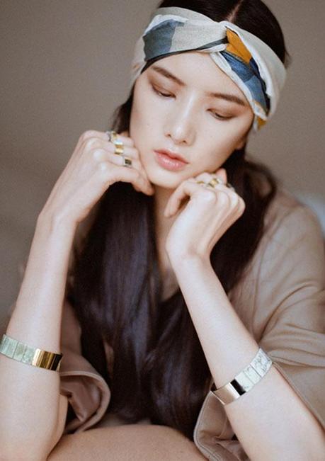 Lara Melchior y & Other Stories Lara Melchior y & Other Stories