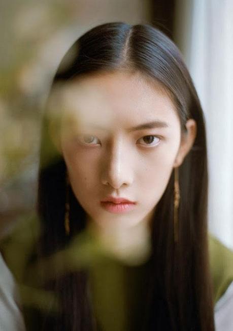 Lara Melchior y & Other Stories Lara Melchior y & Other Stories