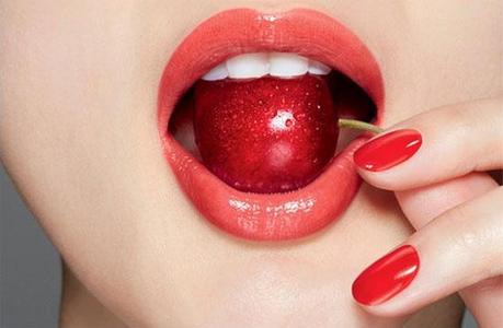 Cereza para tus labios con Yves Rocher Barras de labios brillantes