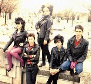 Grandes de La Movida: Alaska y Los Pegamoides (1979 - 1982) Grandes de La Movida: Alaska y Los Pegamoides (1979 - 1982)