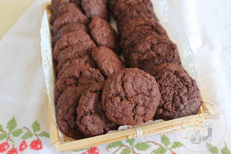 GALLETAS DOBLE CHOCOLATE CON PEPITAS DE CHOCOLATE GALLETAS DOBLE CHOCOLATE CON PEPITAS DE CHOCOLATE
