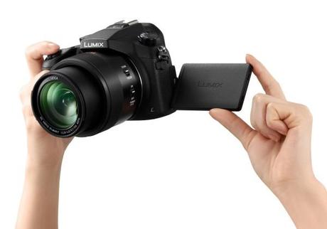 Panasonic presenta su nueva cámara FZ1000 Panasonic quiere ofrecértelo todo con su nueva Lumix FZ1000