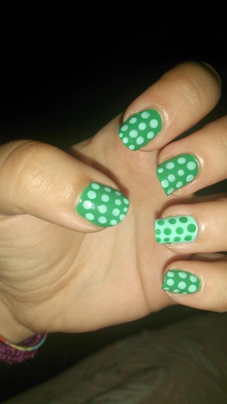 Manicura topos + Cierre por exámenes Manicura topos + Cierre por exámenes