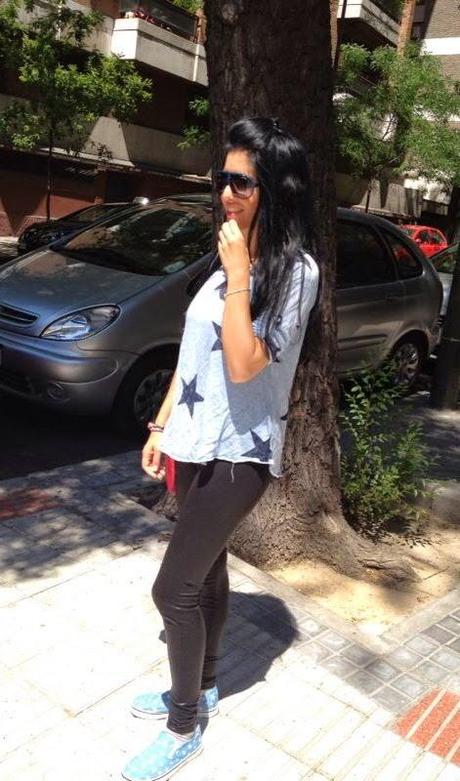 Camiseta de estrelllas azul bebé Camiseta de estrelllas azul bebé