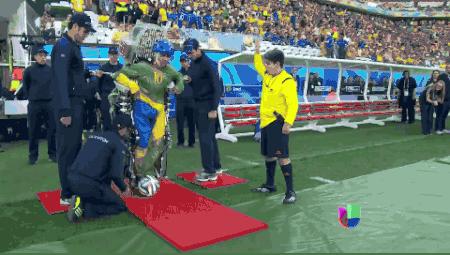 Este fue el saque inicial del Mundial Brasil 2014 que casi nadie vio 
