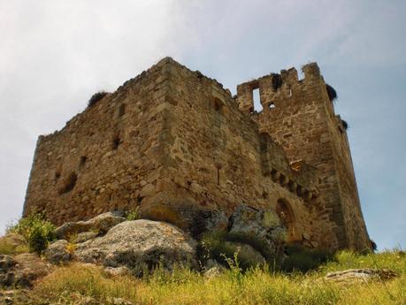 Colaboraciones de Extremadura, caminos de cultura: Castillo de la Torrecilla de Lagartera, junto a Valdesalor, en la Lista Roja del Patrimonio