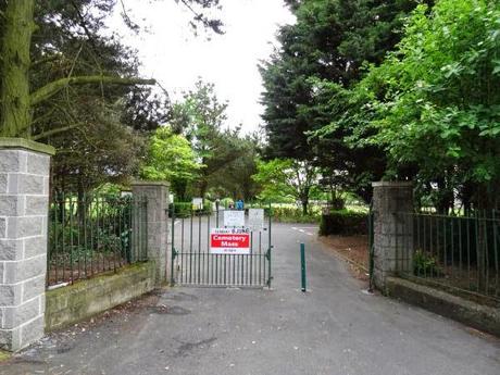 Phil Lynott - Cementerio de Saint Fintan (Dublin) Phil Lynott - Cementerio de Saint Fintan (Dublin)