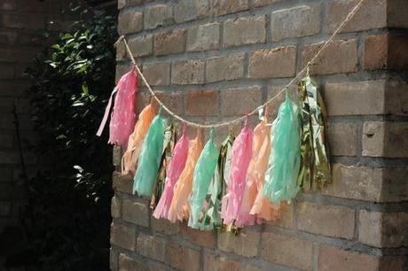 Eugenia cumple 3: La Piñata image