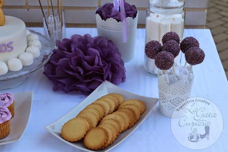 UNA, DOS, TRES MESAS DULCES EN UNA (MESA DULCE LILA) UNA, DOS, TRES MESAS DULCES EN UNA (MESA DULCE LILA)