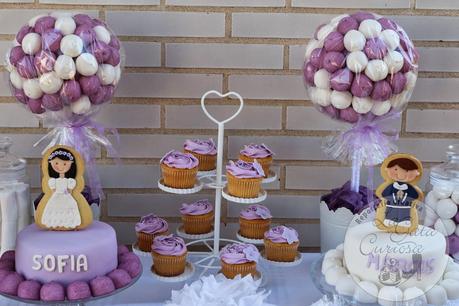 UNA, DOS, TRES MESAS DULCES EN UNA (MESA DULCE LILA) UNA, DOS, TRES MESAS DULCES EN UNA (MESA DULCE LILA)